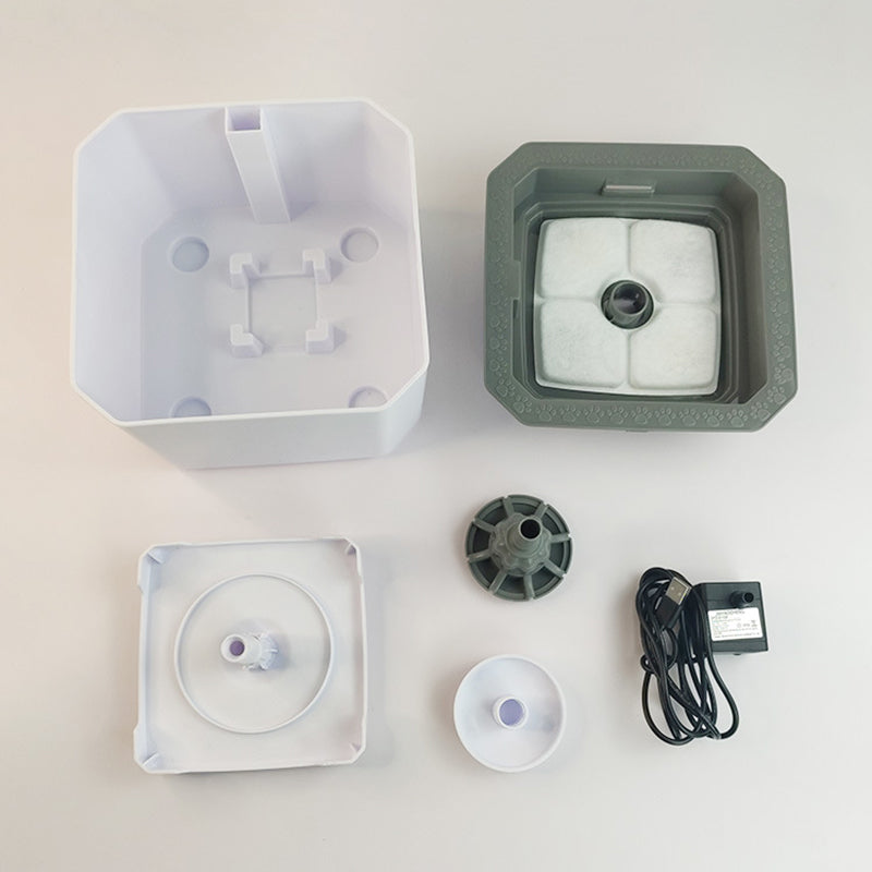 FUENTE BEBEDERO PARA MASCOTAS